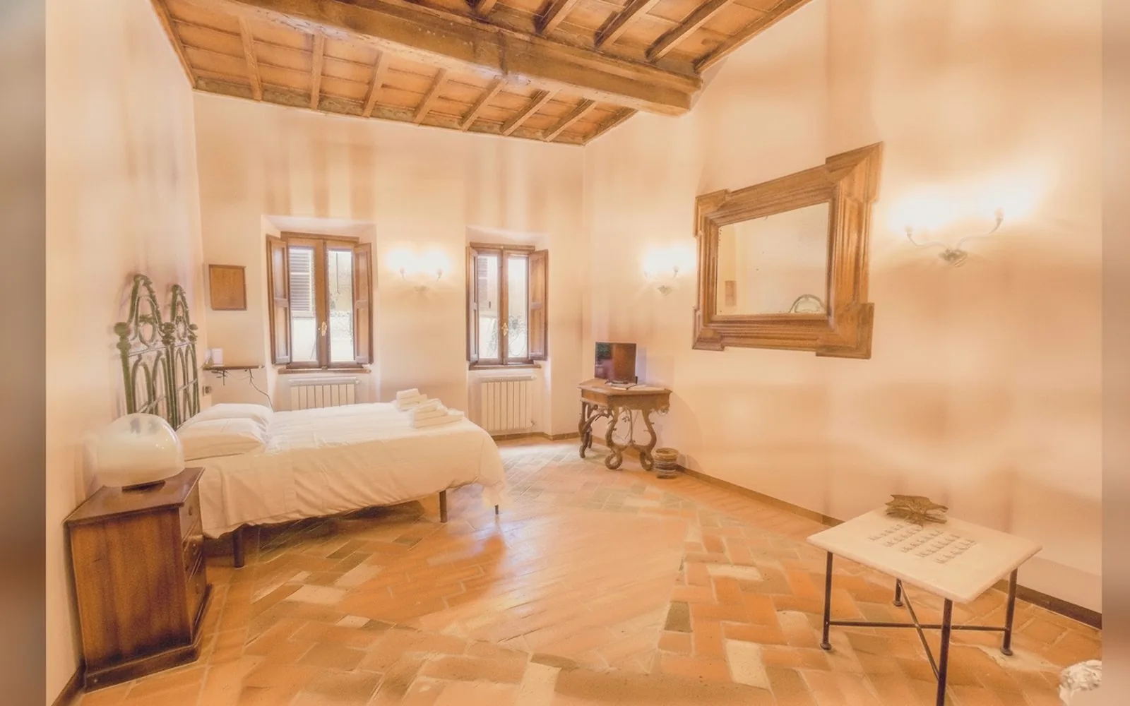 Camera matrimoniale, vista d'insieme
